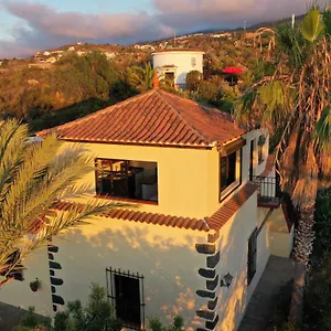 https://bella-vista-finca-tabaiba.in-canary-islands.com