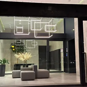 https://lhome-cdiz.hotelsincadiz.net